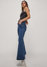 Load image into Gallery viewer, Abbey Jeans