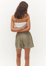Load image into Gallery viewer, Seaside Shorts