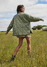 Load image into Gallery viewer, Quilted Bomber Jacket