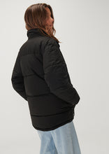 Load image into Gallery viewer, Skate Puffer