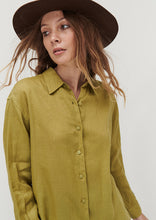 Load image into Gallery viewer, Throwback Shirt