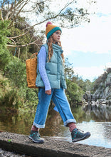 Load image into Gallery viewer, Skate Puffer Vest