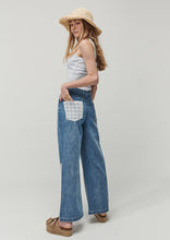 Load image into Gallery viewer, Cameron Jeans