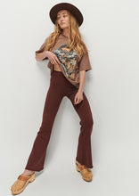 Load image into Gallery viewer, Ribbed Flares