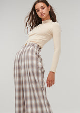 Load image into Gallery viewer, Abigail Long Sleeve