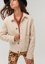 Load image into Gallery viewer, Crop Cord Shirt