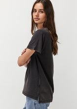 Load image into Gallery viewer, Basic Indi Tee
