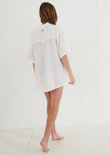 Load image into Gallery viewer, Island Shirt