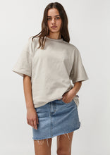 Load image into Gallery viewer, Basic Dad Tee
