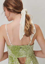 Load image into Gallery viewer, Knot Scrunchie