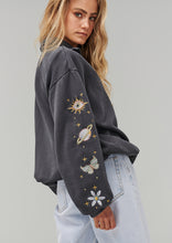 Load image into Gallery viewer, Thrift Quarter Zip