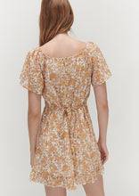 Load image into Gallery viewer, Field Dress