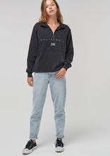 Load image into Gallery viewer, Flag Quarter Zip