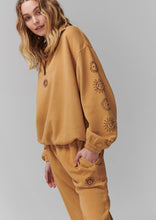 Load image into Gallery viewer, Thrift Quarter Zip