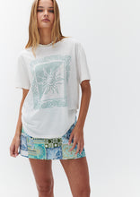 Load image into Gallery viewer, Santi Tee
