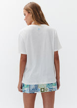 Load image into Gallery viewer, Santi Tee
