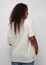 Load image into Gallery viewer, Throwback Tee