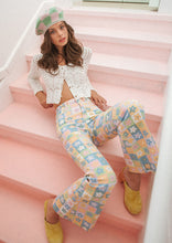 Load image into Gallery viewer, Abbey Jeans