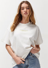Load image into Gallery viewer, Throwback Tee