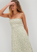Load image into Gallery viewer, Bella Dress