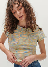 Load image into Gallery viewer, Farout Frill Top