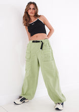 Load image into Gallery viewer, Hike Pants