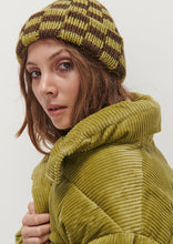 Load image into Gallery viewer, Checker Beanie