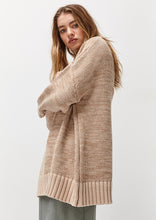 Load image into Gallery viewer, Jumbo Knit