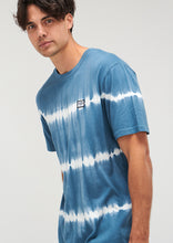 Load image into Gallery viewer, Vintage Tee