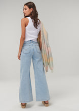 Load image into Gallery viewer, Christina Jeans