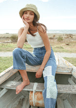 Load image into Gallery viewer, Cameron Jeans