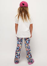 Load image into Gallery viewer, Rosa Flares