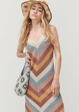 Load image into Gallery viewer, Trippy Crochet Bag