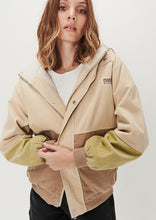 Load image into Gallery viewer, Winki Jacket