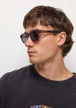 Load image into Gallery viewer, Timmy Sunglasses
