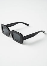 Load image into Gallery viewer, Sunglass Sugar