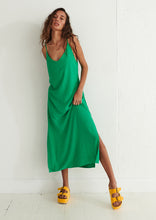 Load image into Gallery viewer, Linen Midi Dress