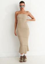 Load image into Gallery viewer, Scrunch Maxi Dress