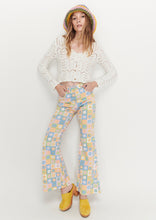 Load image into Gallery viewer, Abbey Jeans