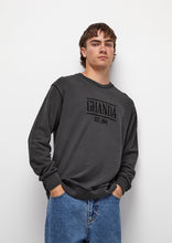 Load image into Gallery viewer, Classic Crew