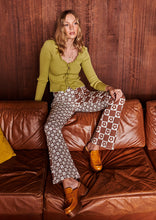 Load image into Gallery viewer, Eva Jeans