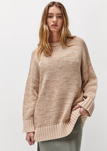 Load image into Gallery viewer, Jumbo Knit
