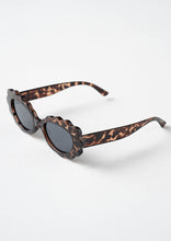 Load image into Gallery viewer, Liza Sunglasses