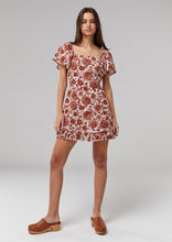Load image into Gallery viewer, Field Dress