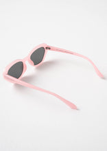 Load image into Gallery viewer, Macy Sunglasses