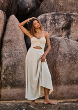 Load image into Gallery viewer, Butterfly Maxi Dress