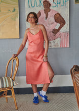 Load image into Gallery viewer, Linen Midi Dress
