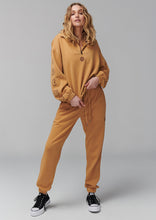 Load image into Gallery viewer, Thrift Quarter Zip