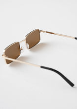 Load image into Gallery viewer, Darcy Sunglasses