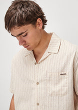 Load image into Gallery viewer, Donny Short Sleeve Shirt